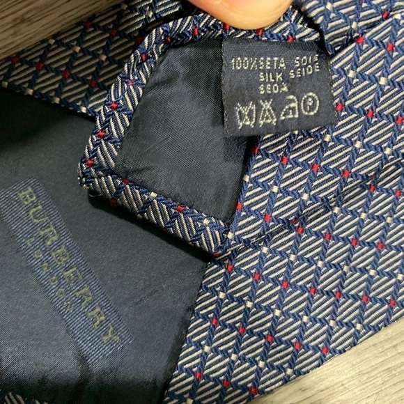 Burberry London Red, White, Blue Silk Tie - Picture 5 of 7